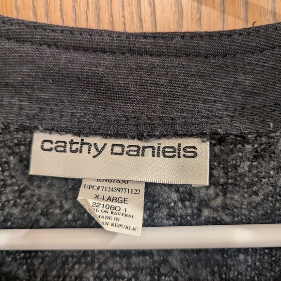 Cathy Daniels Zip Studded Navy Jacket with Front Pockets-Size XL - Picture 3 of 5